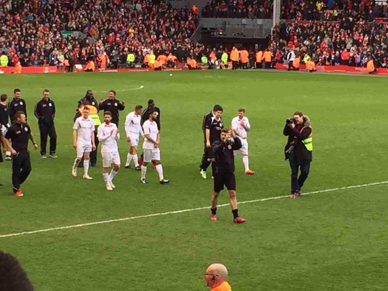 说谁？琼斯：这些球员谁签的？回CBA前我不想再看这种比赛了