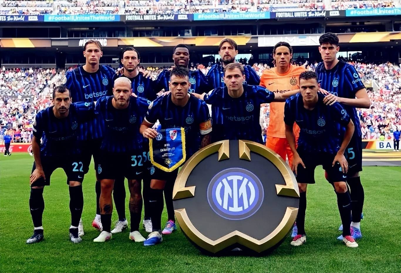 [NBA]乐福三分不中 卡马拉神兵天降补扣得手